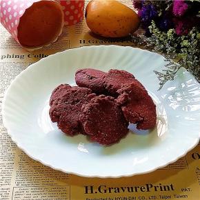 不仅有颜值，还有花生的香，酥酥的口感。