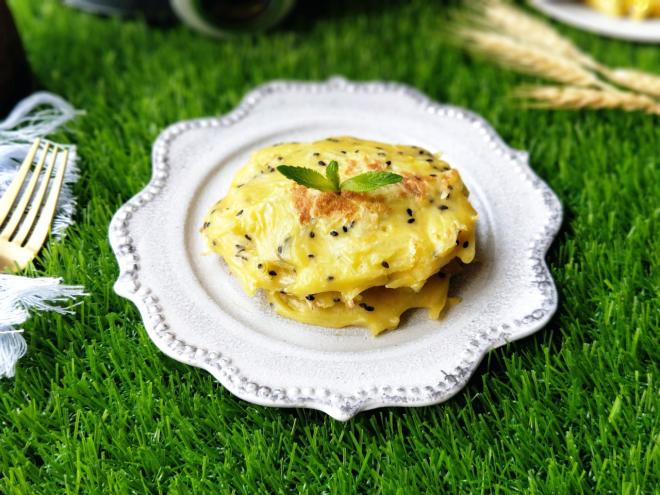 香煎黑芝麻土豆饼