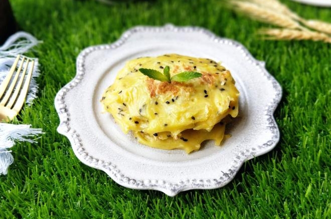 香煎黑芝麻土豆饼