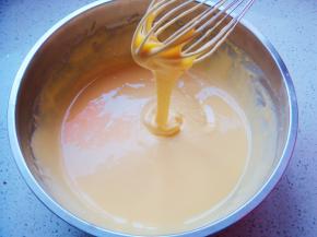 呈“Z”字形搅拌均匀至无颗粒。放置一旁备用。