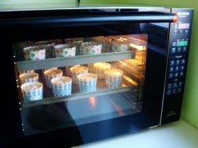 UKOEO猛犸象智能热风炉提前预热，热风功能：140度，烘烤40分钟。