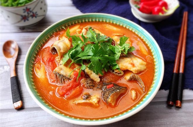 酸汤乌鱼片（冬阴功汤版）