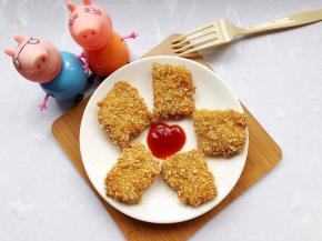 在中间滴几滴番茄酱就可以开动咯