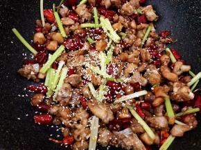 撒上一把熟白芝麻