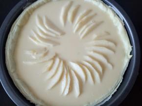 倒入备好的布丁液