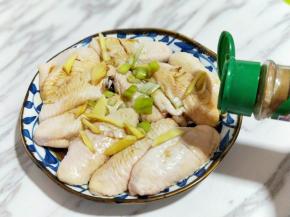 再加入十三香。