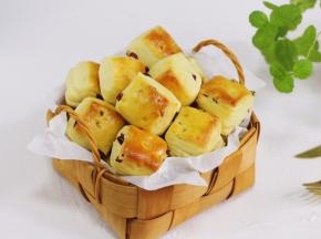 烤完出炉，待冷却后即可食用。