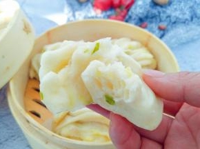 非常宣软，口感和面包差不多。