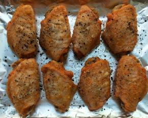 刷少许橄榄油。