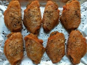 刷少许橄榄油。