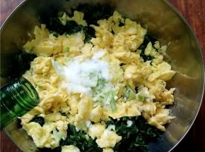 最后加花生油和香油