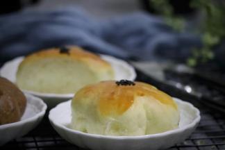 出炉，放在晾网上。