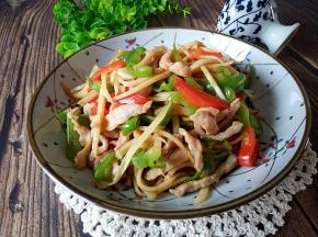 高笋肉丝成品图。