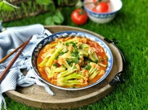 盛出装盘，撒上葱花。