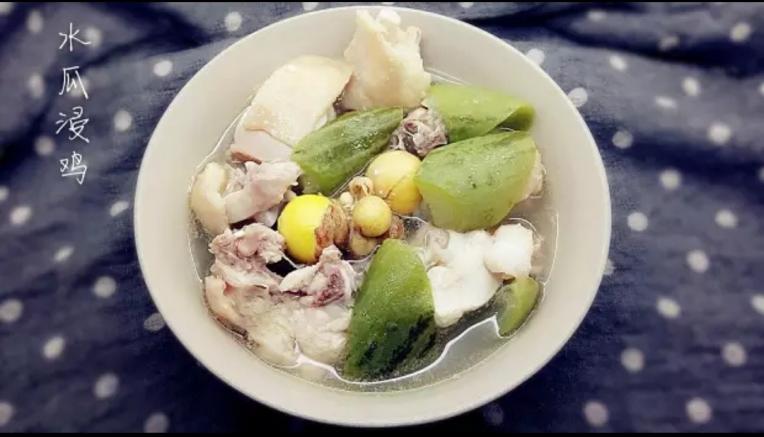 水瓜（丝瓜）浸鸡