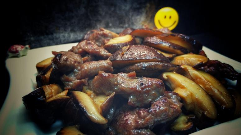 鲜菇炒牛肉