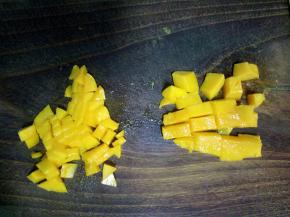 芒果切大块和小粒