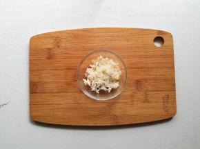 海鲜菇切碎