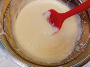 继续翻拌均匀（不可画圈）。