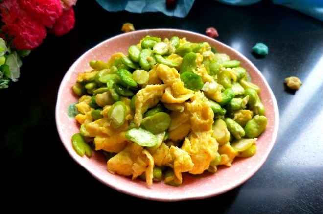 蚕豆炒鸡蛋