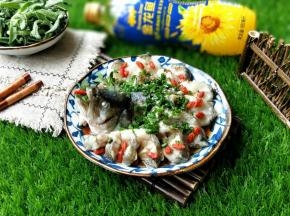 清蒸鲈鱼就做好了。