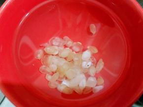 皂角米加水泡发
以上三样可以前一天晚上临睡前泡发