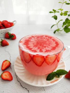 成品图，夏季里的高颜值饮品，美美哒~~~