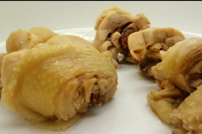 鱼露中鸡腿