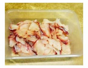 切片用料酒、鹽腌15分鈡