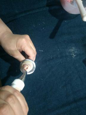 这是3瓣裱好的样子，左手不要忘记转钉哦