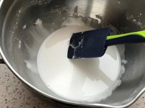 加水搅匀