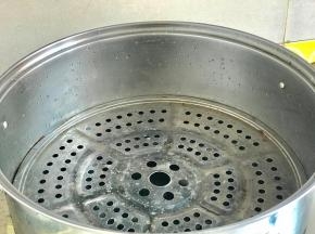 提前准备一锅水，烧开