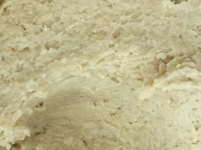 粉类与步骤四混合至均匀无干粉。