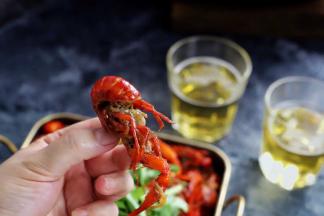 11，小龙虾配啤酒，真过瘾！