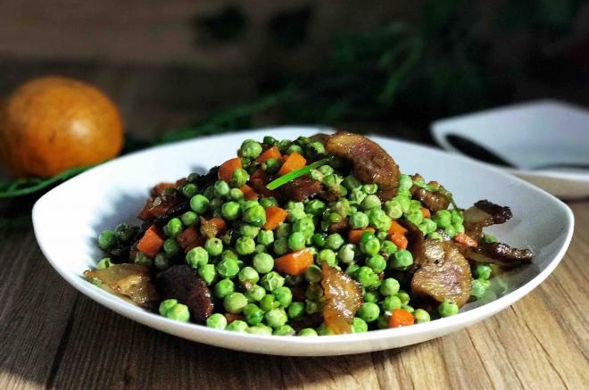 豌豆炒腊肉