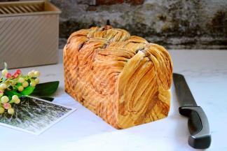 不盖盖子烤成圆形也很好看