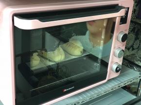 10分钟左右盖锡纸，防止上色过多