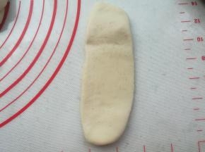 取出第一个，再次擀长。