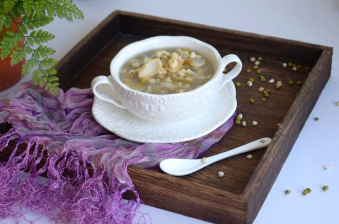 百合绿豆薏仁粥