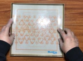 28×28的蛋糕盘铺硅胶垫，烤箱预热175度