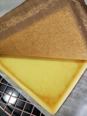 烤好后马上取出掀开油布