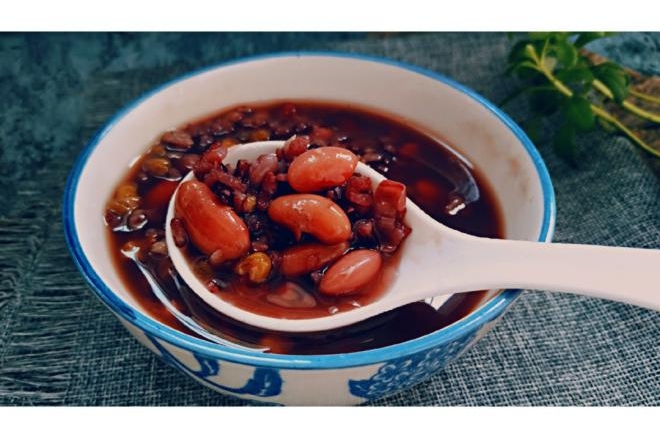 红芸豆黑米粥