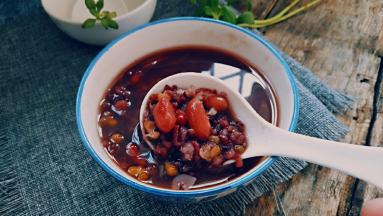 喜欢甜味的，可以调入一点红糖。