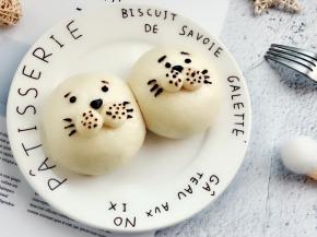 萌萌哒，舍不得咬哦～