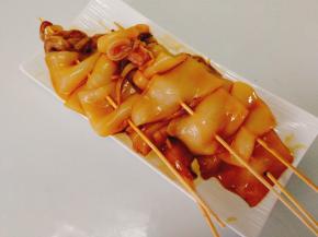 一片片串好，备用