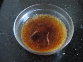 啤酒，盐，酱油，蚝油混合均匀备用，这用于后面淋锅内焖煮