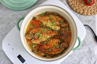 最后出锅撒上香菜碎就能吃上了，味道太鲜美了