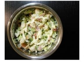 挤入沙拉醬拌勻