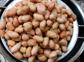 淘洗干净后沥干水分