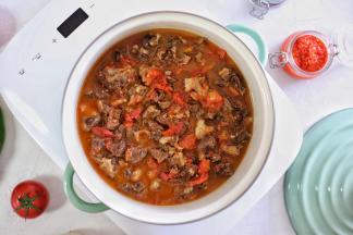 出锅，香喷喷的十分有食欲，它的汤汁也是一绝，我家每次吃得那是汁都不剩的，